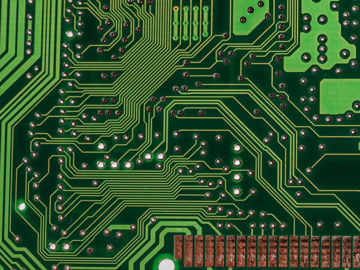 What is a Motherboard? (Detailed Description)